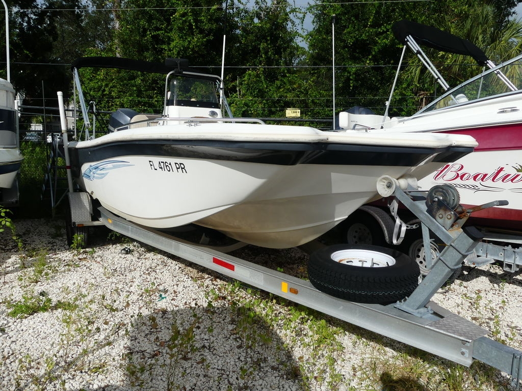 2014 NauticStar 210 Angler - Sold Boat