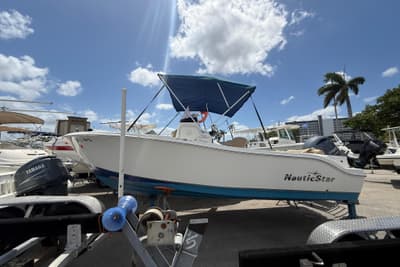 BOATZON | NauticStar 2102 Legacy 2019