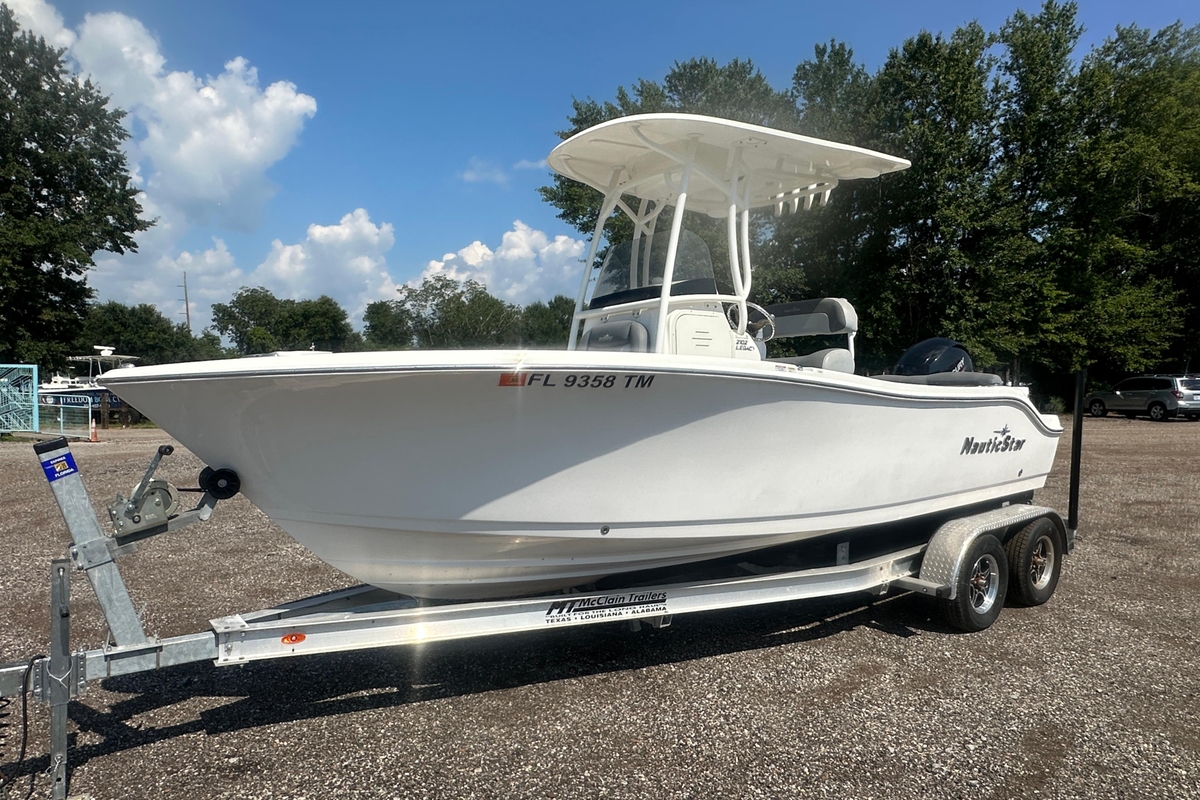 2023 NauticStar 2102 Legacy - Sold Boat