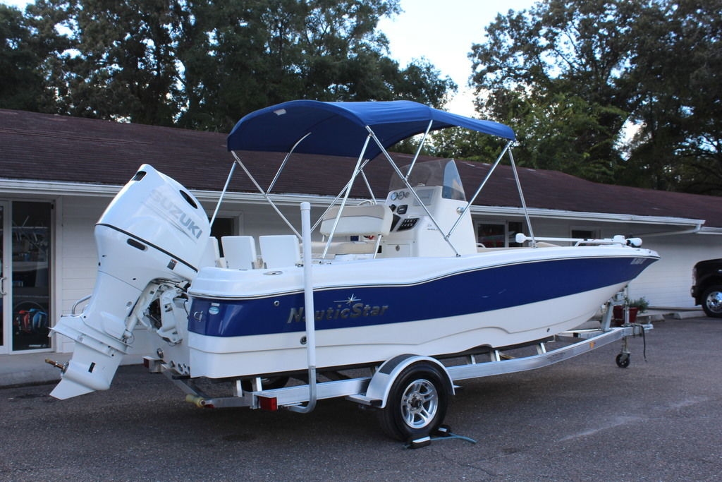 2018 NauticStar 211 Angler - Sold Boat