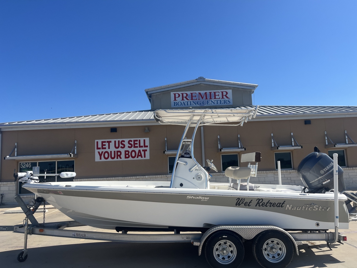 2015 NauticStar 214 XTS - Sold Boat