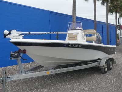 BOATZON | NauticStar 215 XTS 2019
