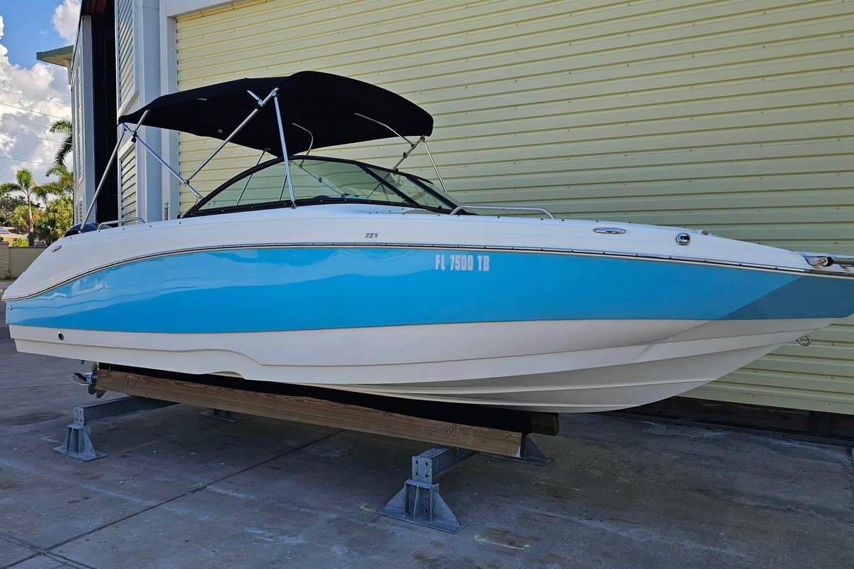 2022 NauticStar 223 DC - Sold Boat