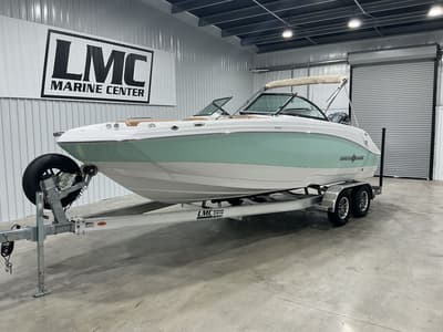 BOATZON | NauticStar 223DC Deck 2026