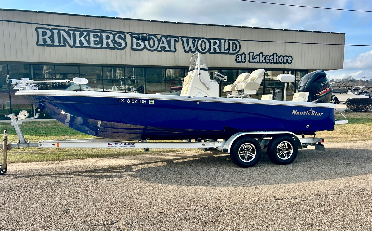 2016 NauticStar 224 XTS/CC - Sold Boat
