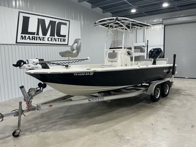 BOATZON | NauticStar 227 XTS 2022