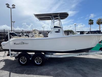 BOATZON | NauticStar 2302 Legacy 2022 BOATZON | NauticStar 2302 Legacy 2022