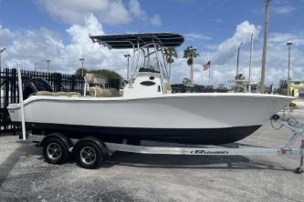2023 NauticStar 2302 Legacy - Sold Boat