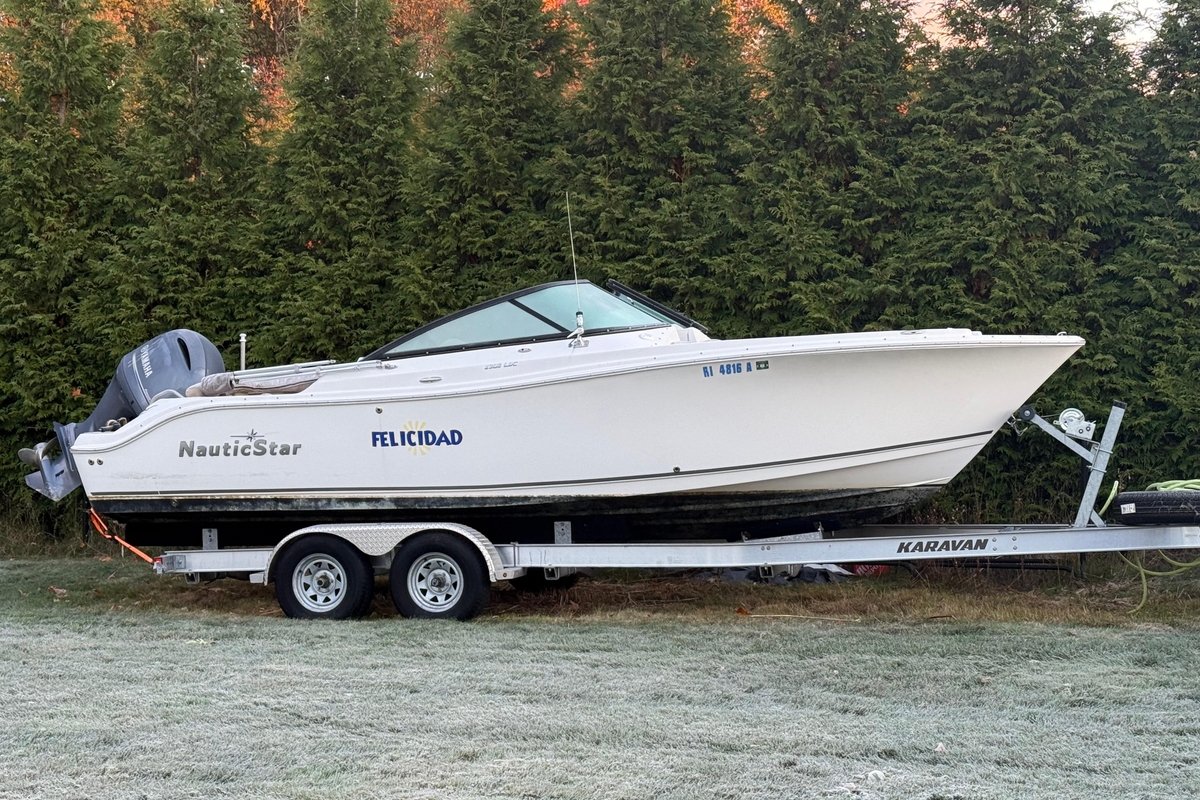 2020 NauticStar 2302 Legacy Dual Console - Sold Boat