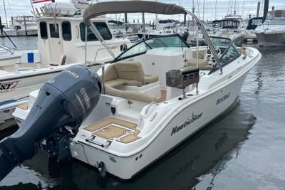 BOATZON | NauticStar 2302 Legacy Dual Console 2020