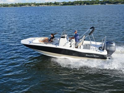 BOATZON | NauticStar 231 Angler 2018