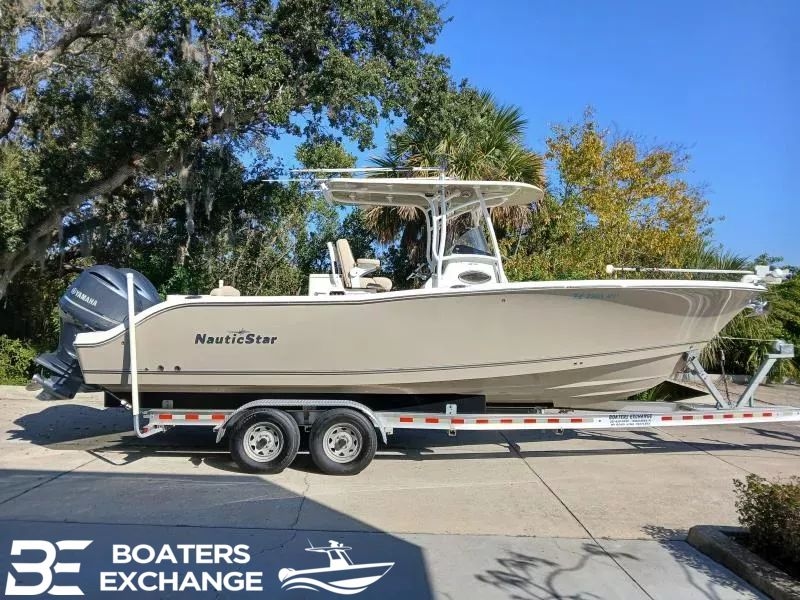 2018 NauticStar 28 XS - Sold Boat