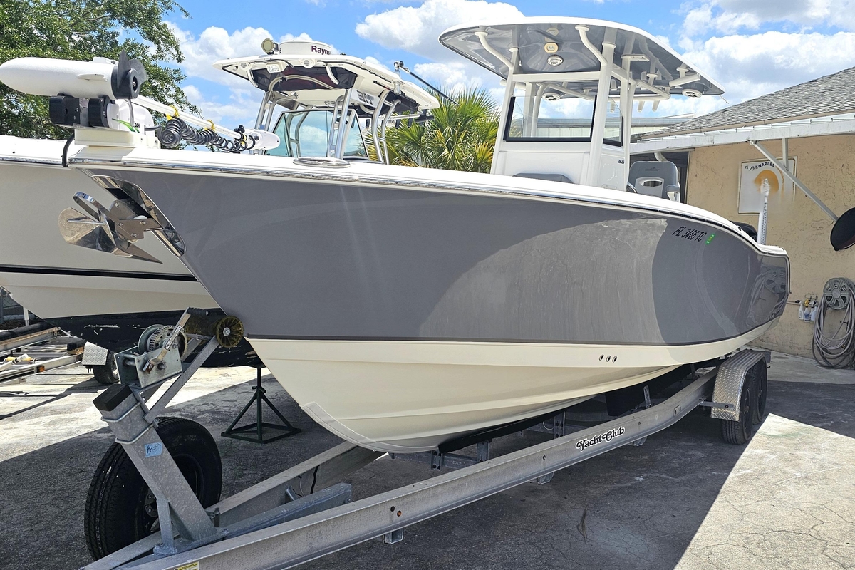 2022 NauticStar 28 XS - Sold Boat