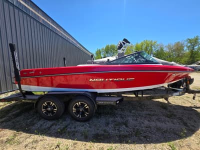 BOATZON | Nautique 200 2019