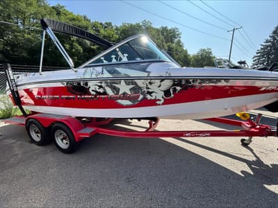BOATZON | Nautique 210 Super Air Nautique 2009