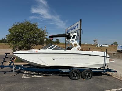 BOATZON | Nautique G23 2017