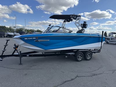 BOATZON | Nautique G23 2021