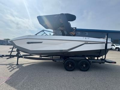 BOATZON | Nautique G23 2026