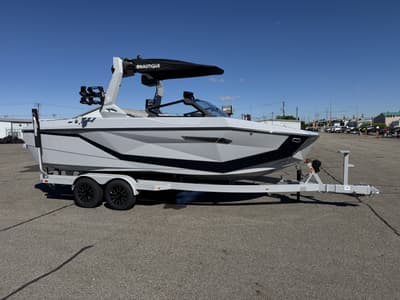 BOATZON | Nautique G23 2027