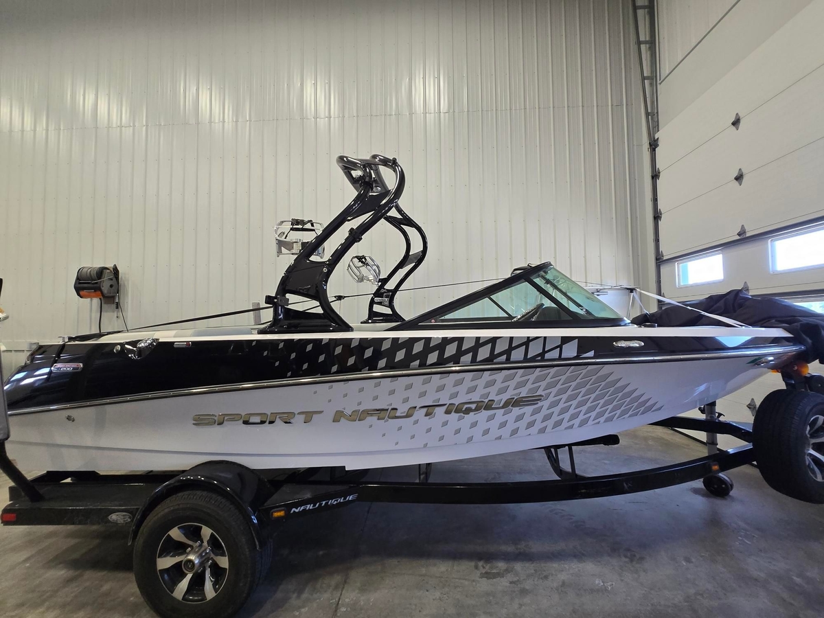 2012 Nautique Sport 200 - Sold Boat