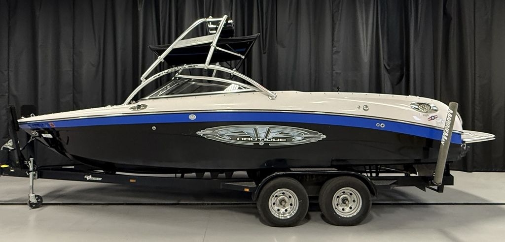2005 Nautique Super Air 226 Limited Edition - Sold Boat