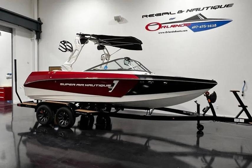 2019 Nautique Super Air Nautique 210 - Sold Boat