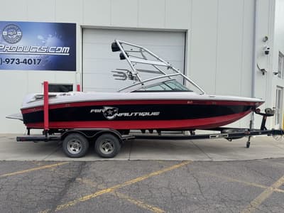 BOATZON | Nautique Super Air Nautique 230 2008