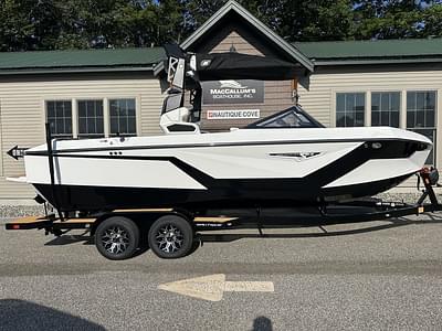 BOATZON | Nautique Super Air Nautique S23 2026
