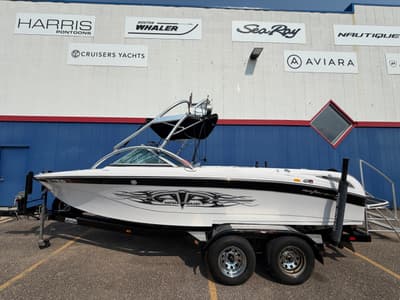 BOATZON | Nautique SV211 2006