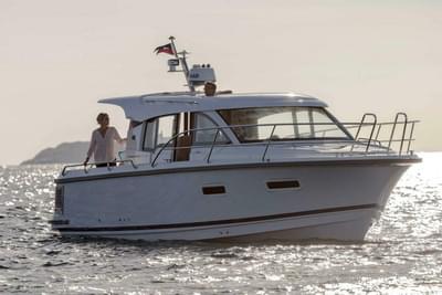 BOATZON | Nimbus 305 Coupe 2025