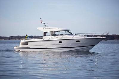 BOATZON | Nimbus 34 Nova 2017