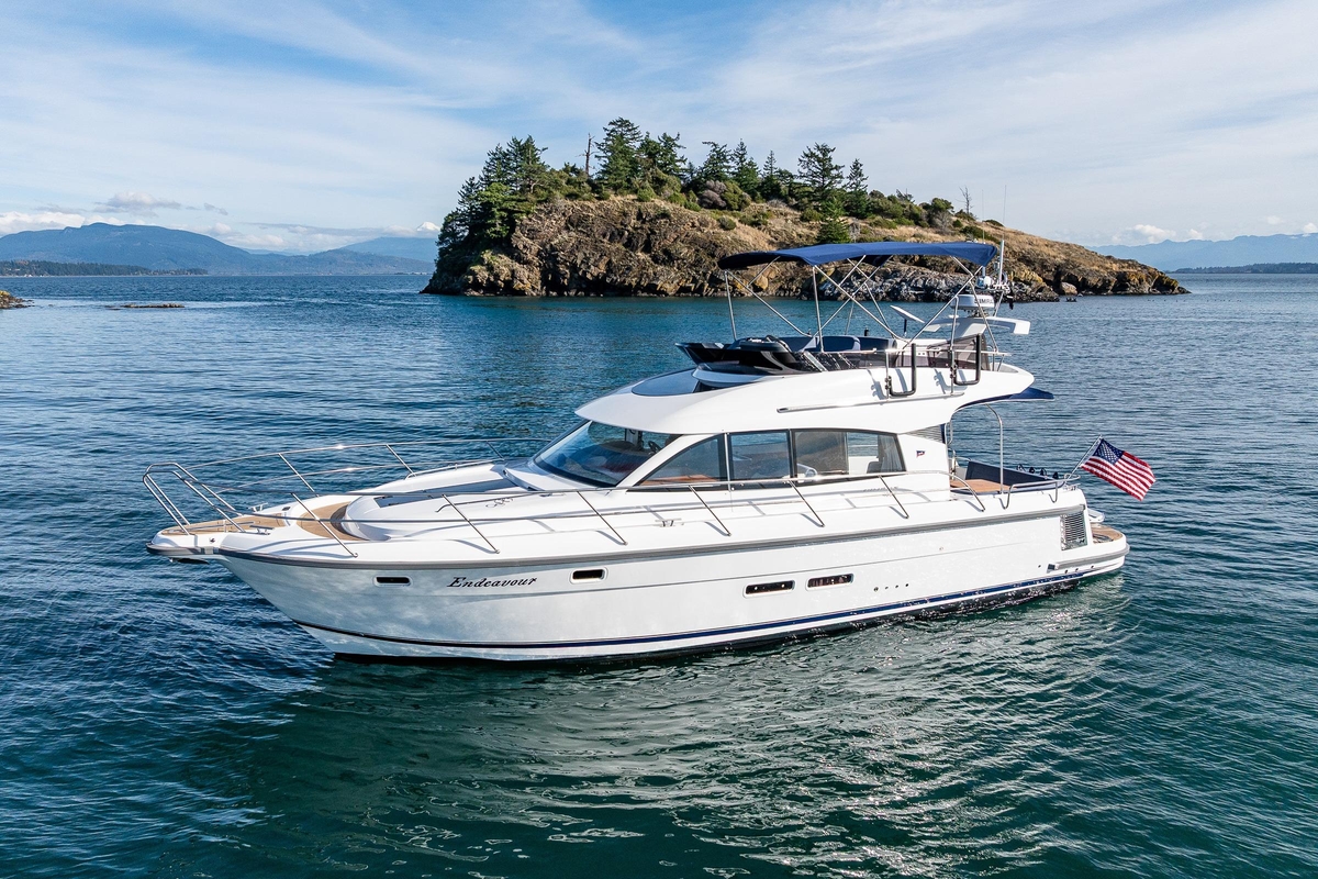 2023 Nimbus 405 Flybridge - Sold Boat