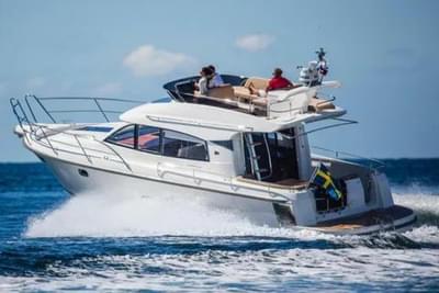 BOATZON | Nimbus 405 Flybridge 2025