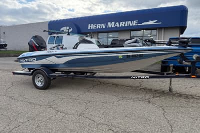 BOATZON | Nitro 700 LX SC 2005