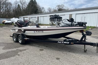 BOATZON | Nitro 896 Savage 1999