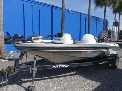 BOATZON | Nitro NX882 2002 BOATZON | Nitro NX882 2002