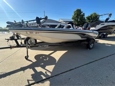 BOATZON | Nitro X750 DC 2005 BOATZON | Nitro X750 DC 2005