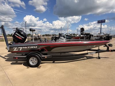 BOATZON | Nitro Z Series Z7 2015