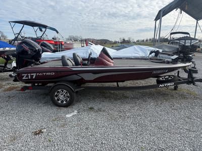 BOATZON | Nitro Z17 2024 BOATZON | Nitro Z17 2024