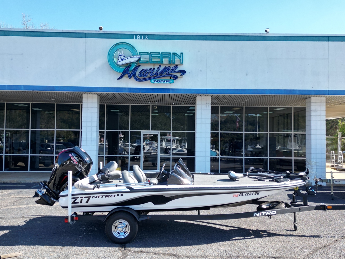 2025 Nitro Z17 - Sold Boat
