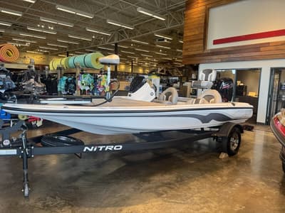BOATZON | Nitro Z17 2026