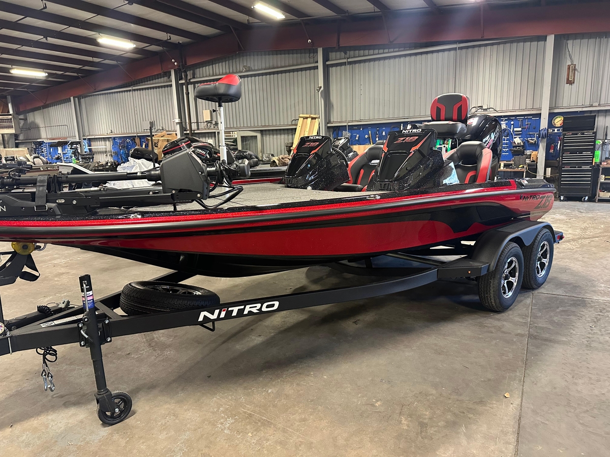 2025 Nitro Z18 Pro - Sold Boat