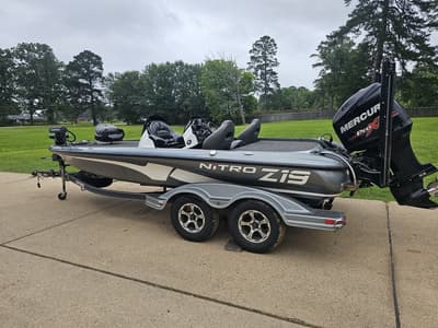 BOATZON | Nitro Z19 2017