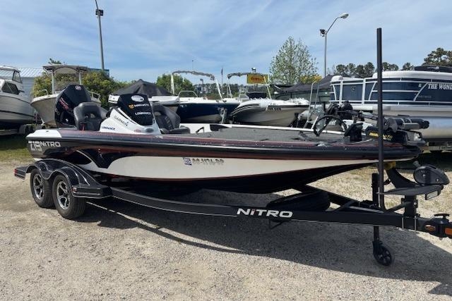2019 Nitro Z19 - Sold Boat