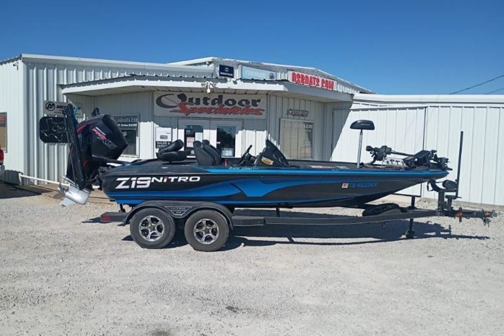 2022 Nitro Z19 Pro - Sold Boat