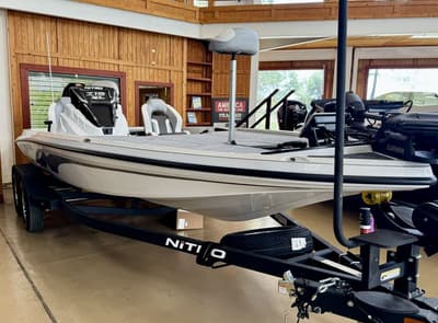 BOATZON | Nitro Z19 XL 2026