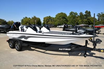 BOATZON | Nitro Z20 XL Traction Mat Interior 2026 BOATZON | Nitro Z20 XL Traction Mat Interior 2026