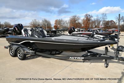 BOATZON | Nitro Z20 XL Traction Mat Interior 2026