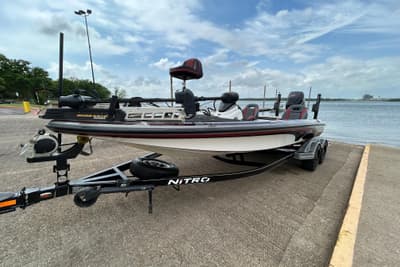 BOATZON | Nitro Z21 2016