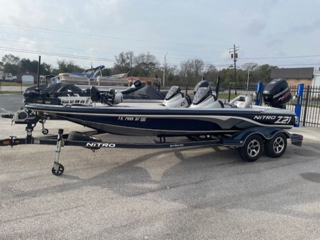 2017 Nitro Z21 - Sold Boat